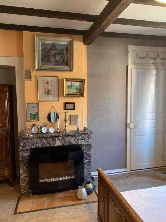 Le gîte du chateau dans le centre de schirmeck Extérieur photo
